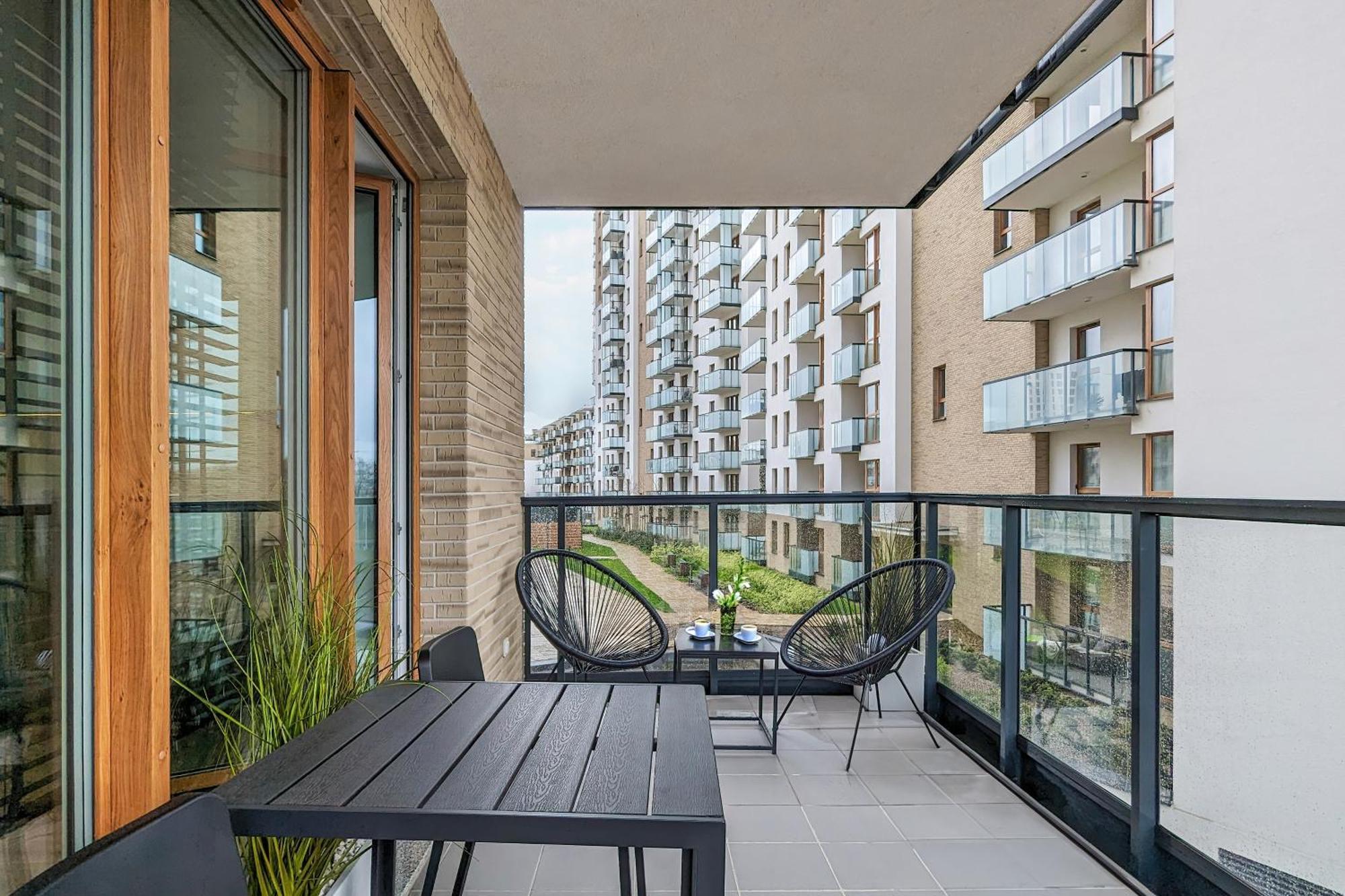 Bright & Modern Apartment With Parking Near Arena Gdansk By Noclegi Renters Exterior photo